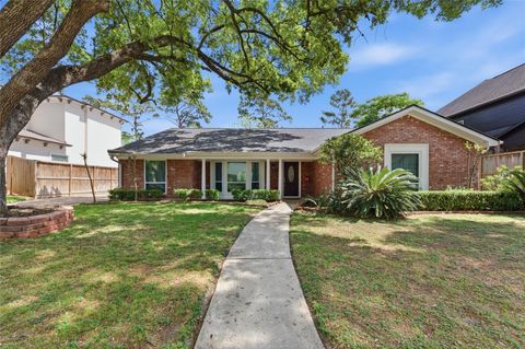 Tiny photo for 218 Faust Lane, Houston, TX 77024 (MLS # 71091354)