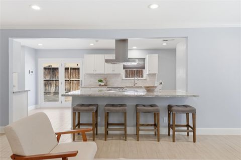 Tiny photo for 218 Faust Lane, Houston, TX 77024 (MLS # 71091354)