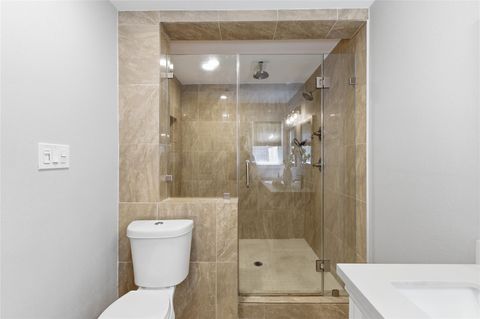 Tiny photo for 218 Faust Lane, Houston, TX 77024 (MLS # 71091354)