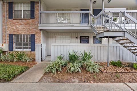 Photo of 2350 Bering Drive #83, Houston, TX 77057 (MLS # 69294098)
