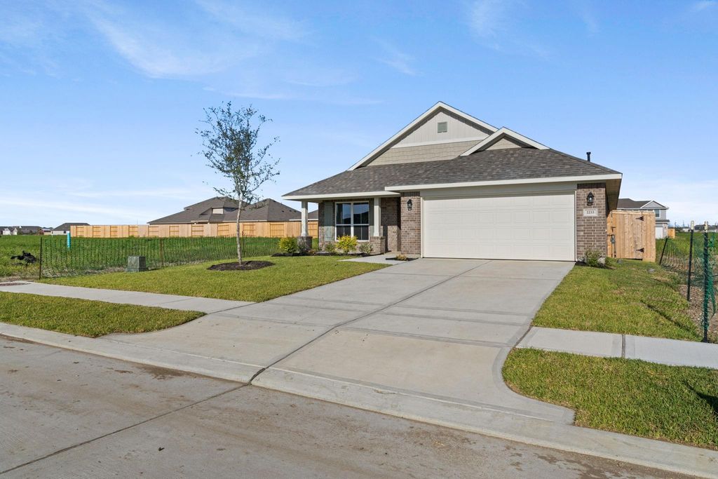 Photo of 2281 N Post Oak Circle, Dayton, TX 77535 (MLS # 74432434)