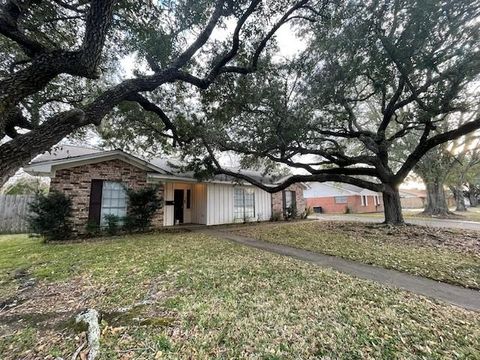 Photo of 2708 Encino Avenue, Bay City, TX 77414 (MLS # 53751839)