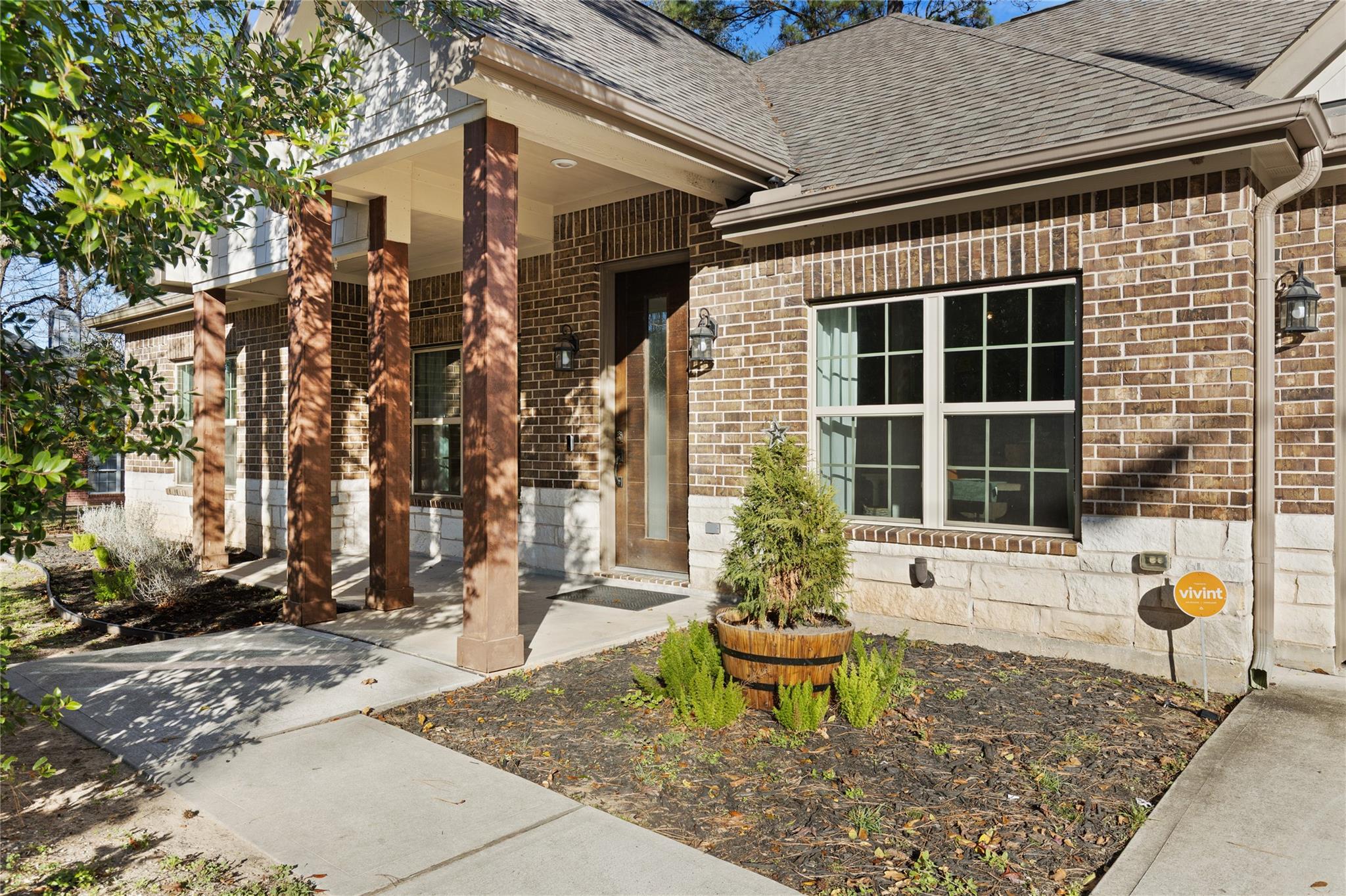 12140 Goliad Lane