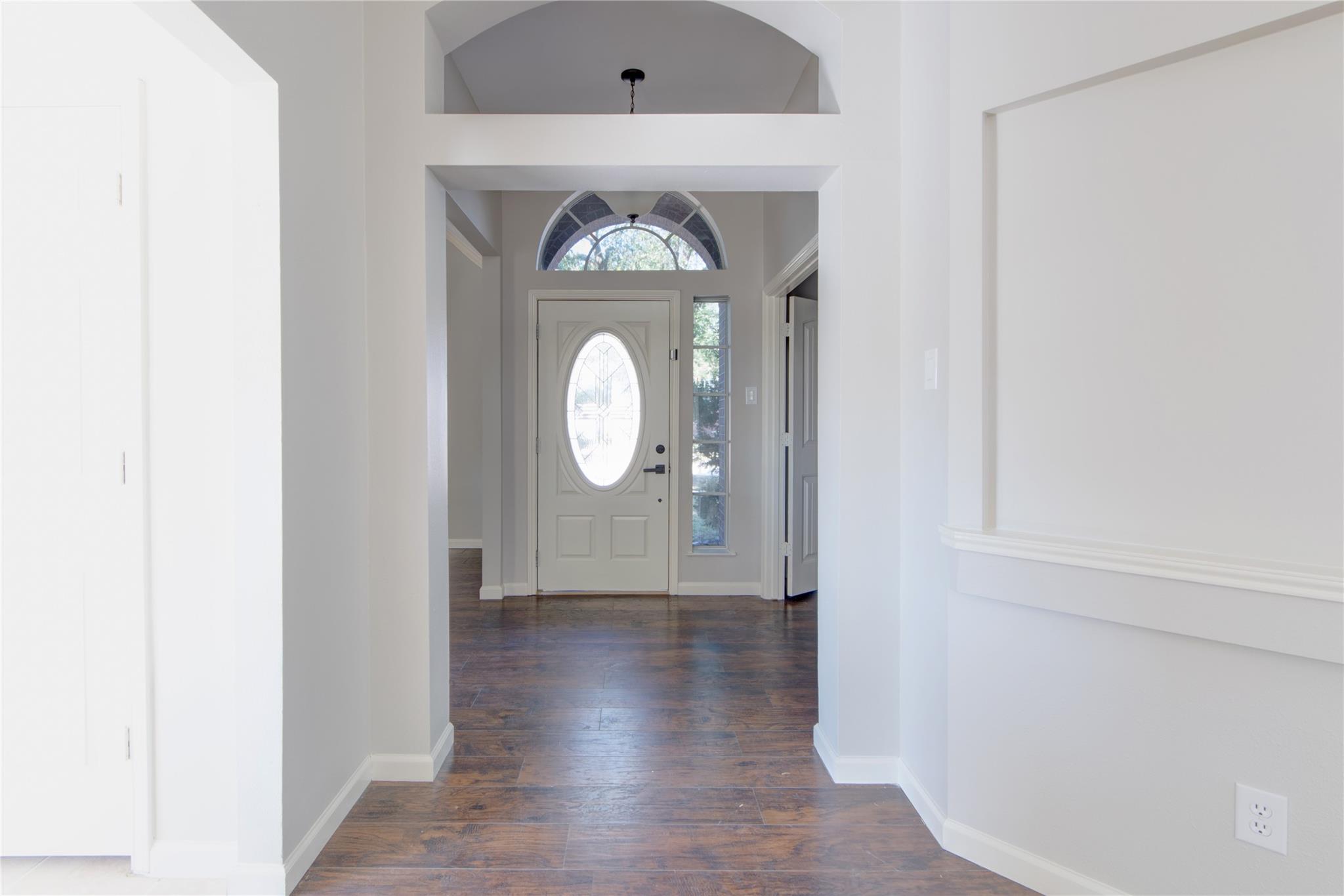 8102 Blue Jay Street