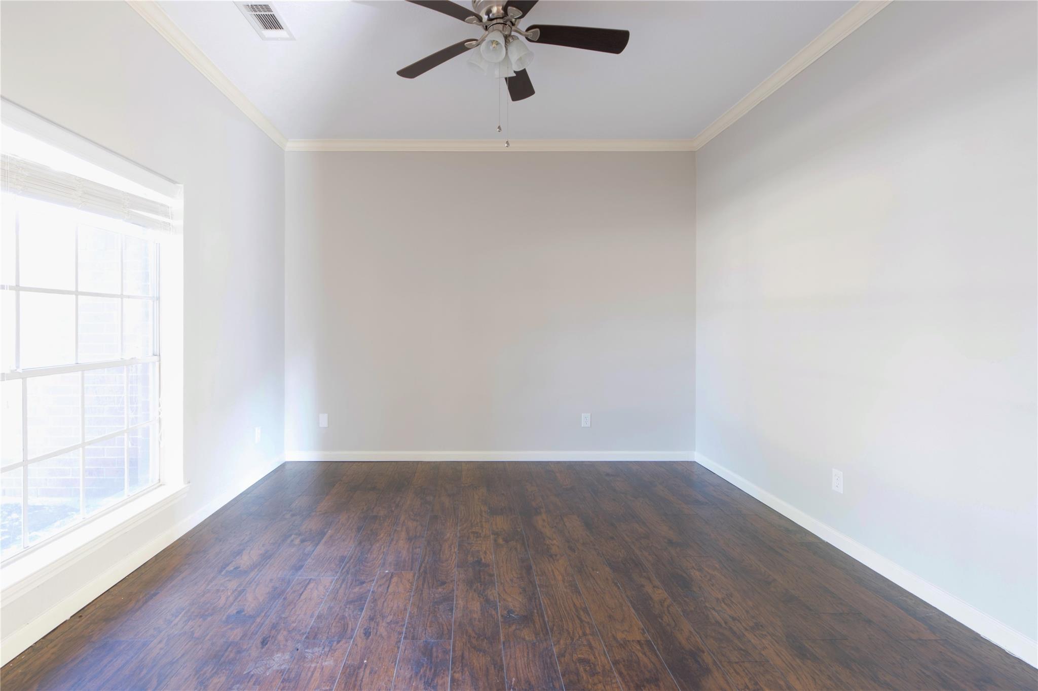 8102 Blue Jay Street