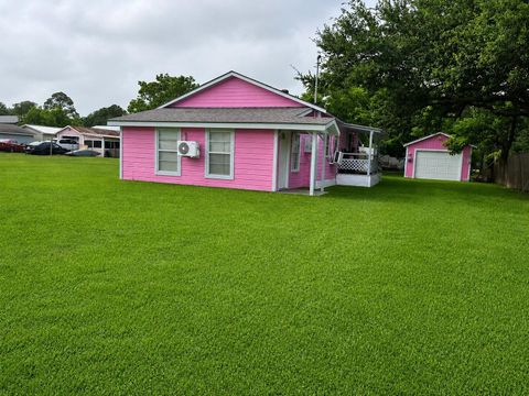 Photo of 203 Mcneir Street, Anahuac, TX 77514 (MLS # 52351418)