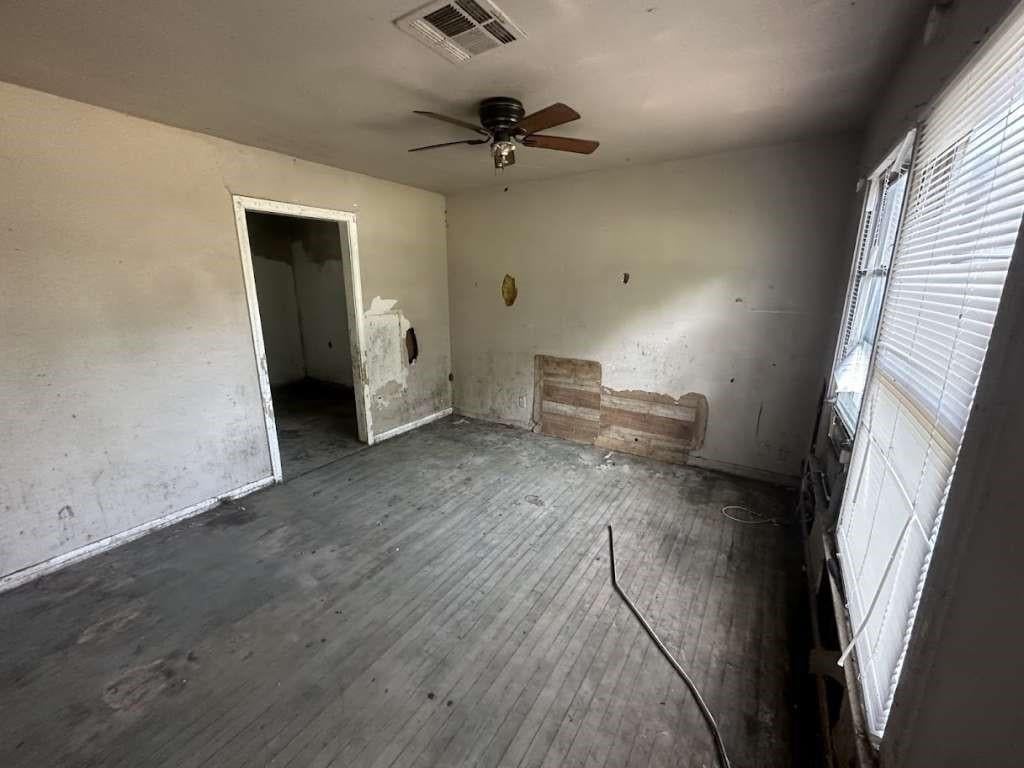 312 Mistletoe Drive