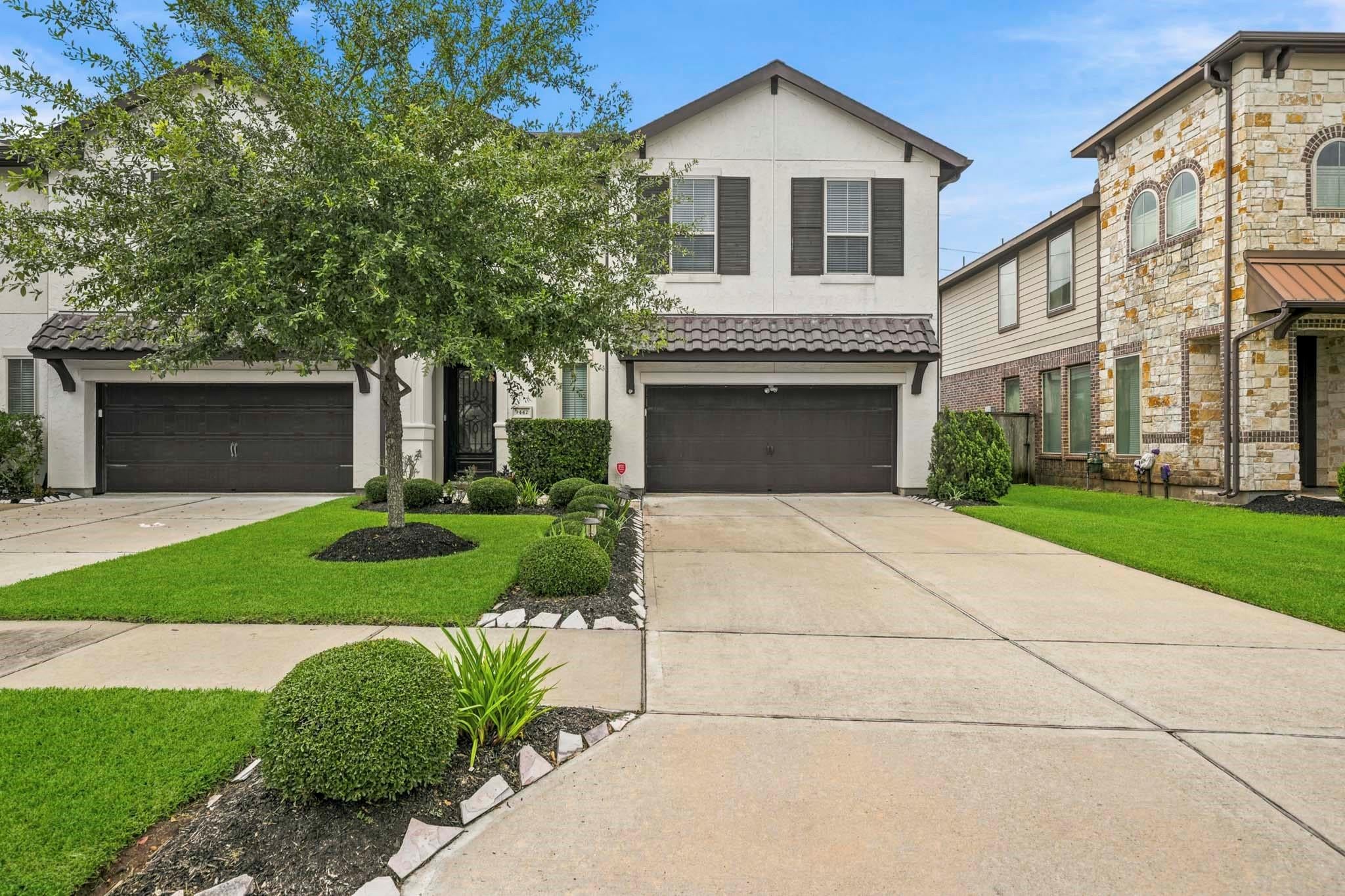 9442 Scanlan Heights Lane