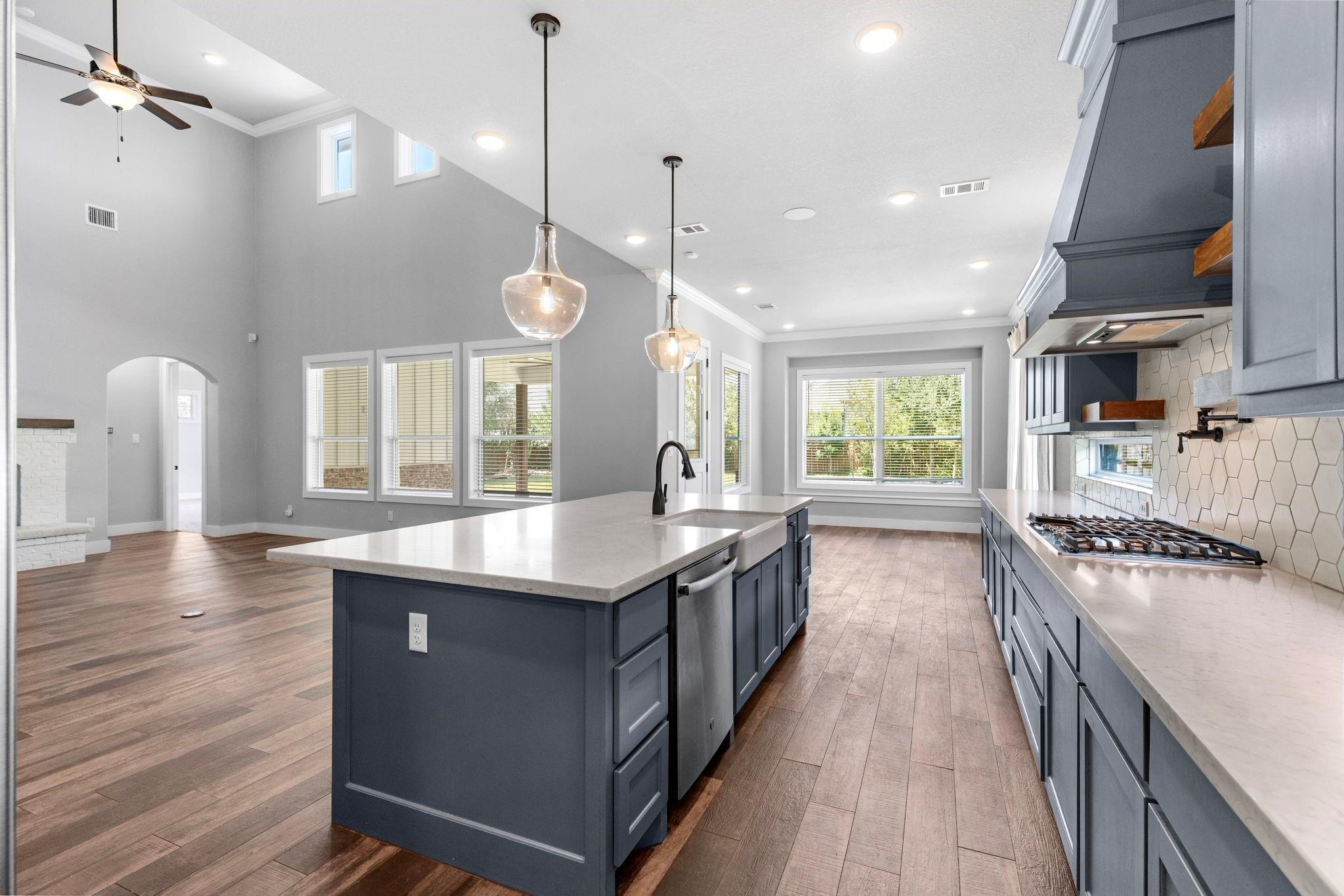 1931 Spanish Moss Drive