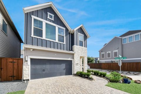 Photo of 10954 Hewitt Cliff Lane, Houston, TX 77043 (MLS # 6025255)