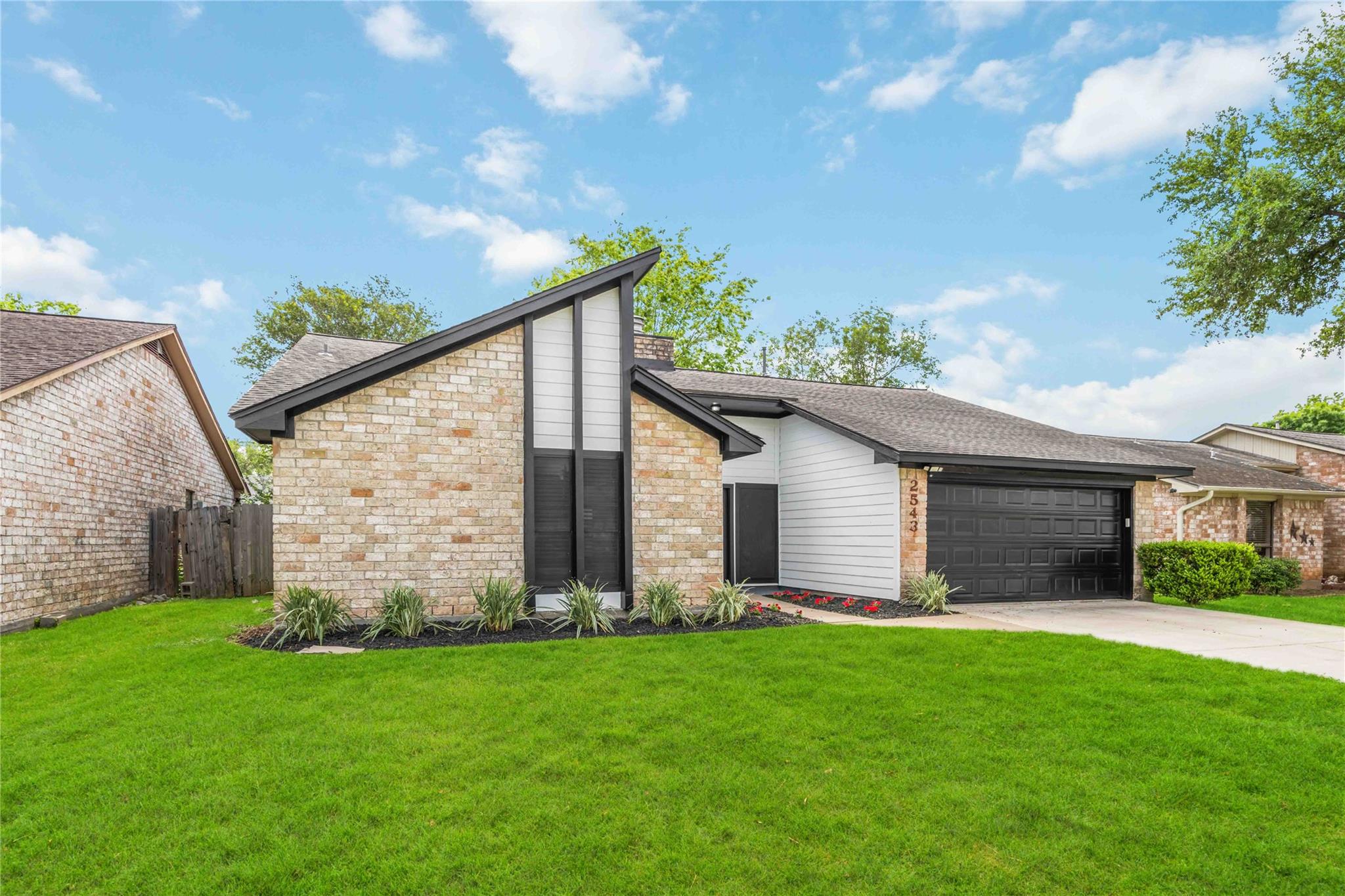 2543 Sage Brush Lane