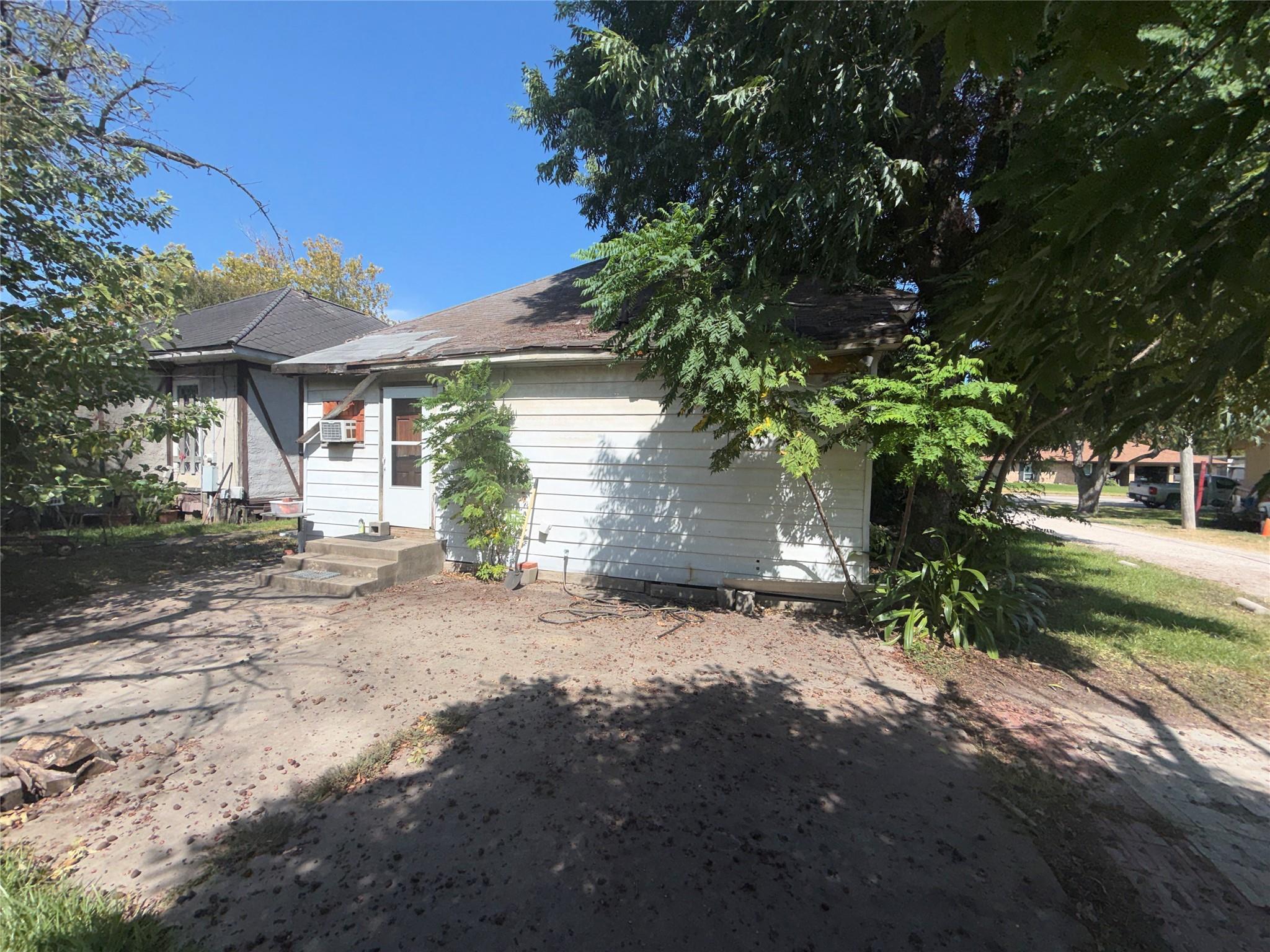 515 4th Street