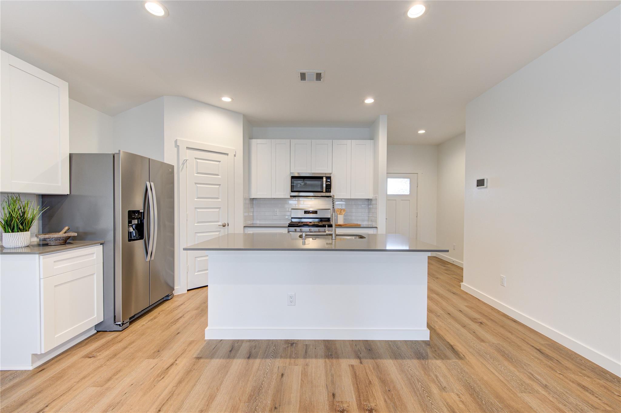 29418 Emilys Rock Lane