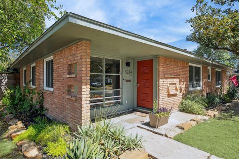 5234 Libbey Lane Houston TX 77092