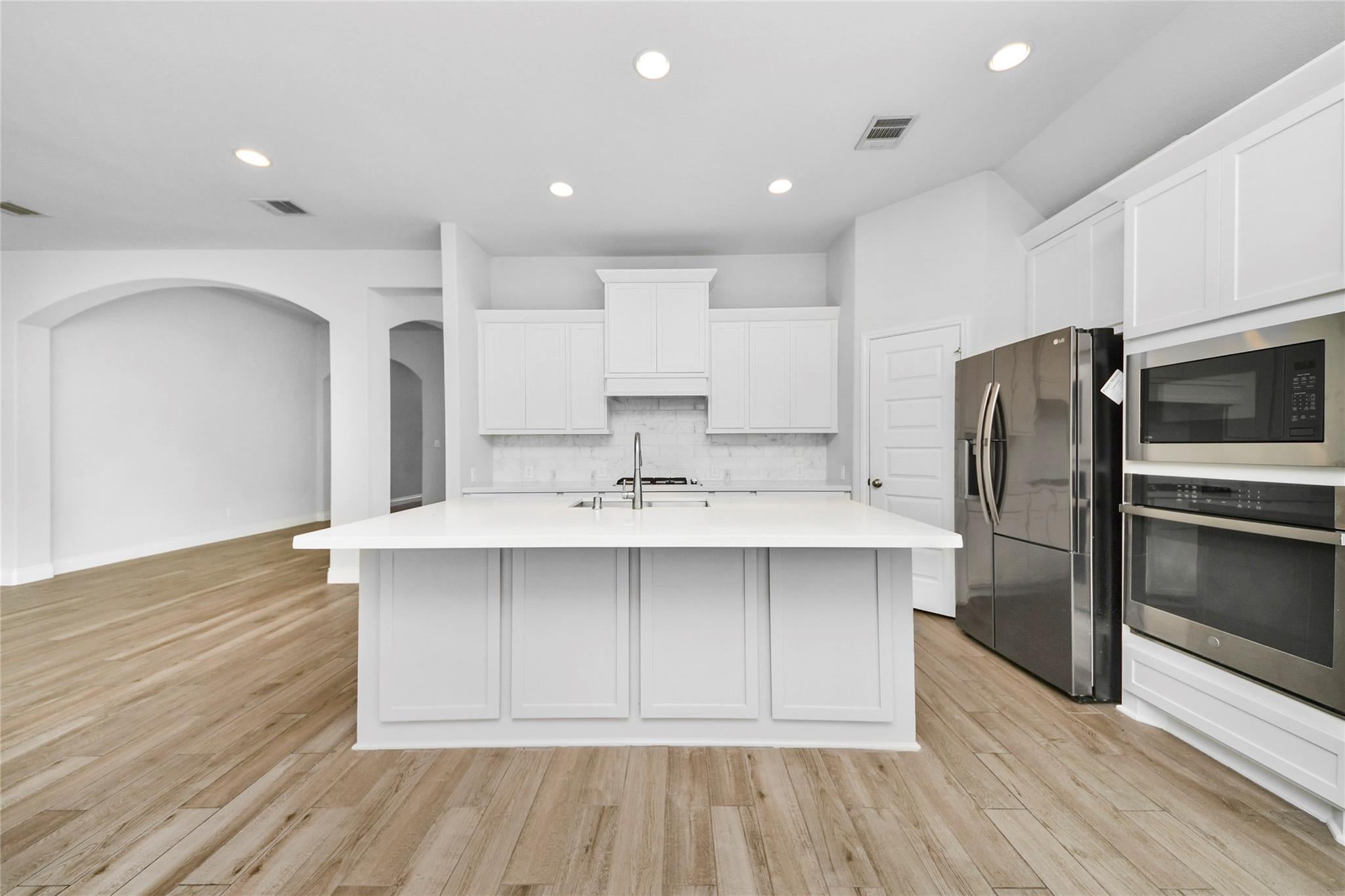 5810 Golden Peak Lane