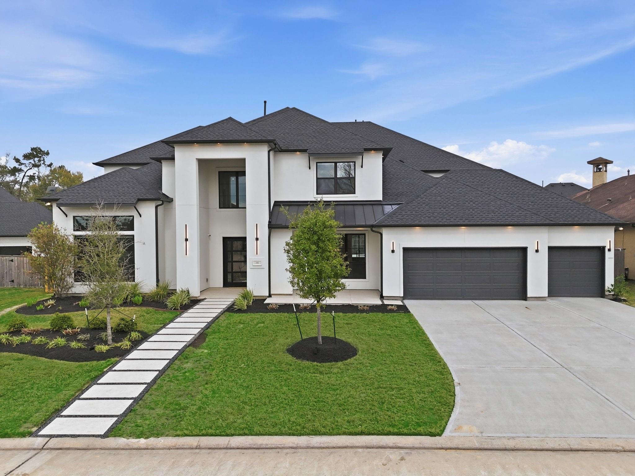 4906 Lagos Lagoon Court