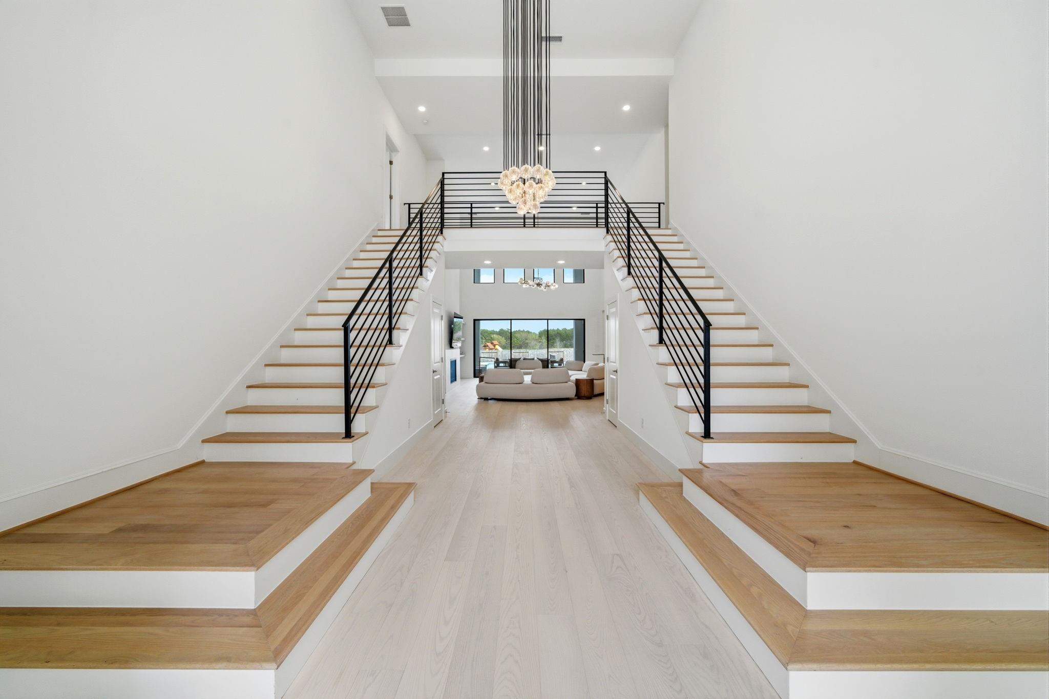 4906 Lagos Lagoon Court