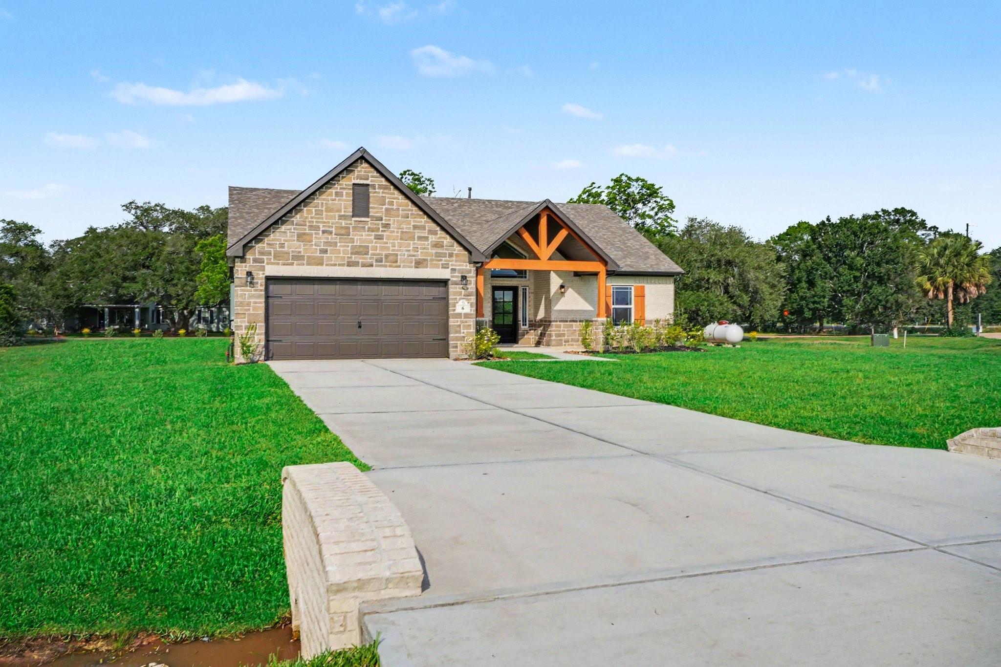 6 Cattle Dr