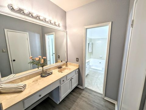 Tiny photo for 17641 Red Oak Drive #641, Houston, TX 77090 (MLS # 7274801)