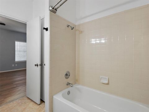 Tiny photo for 17641 Red Oak Drive #641, Houston, TX 77090 (MLS # 7274801)