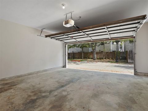 Tiny photo for 17641 Red Oak Drive #641, Houston, TX 77090 (MLS # 7274801)