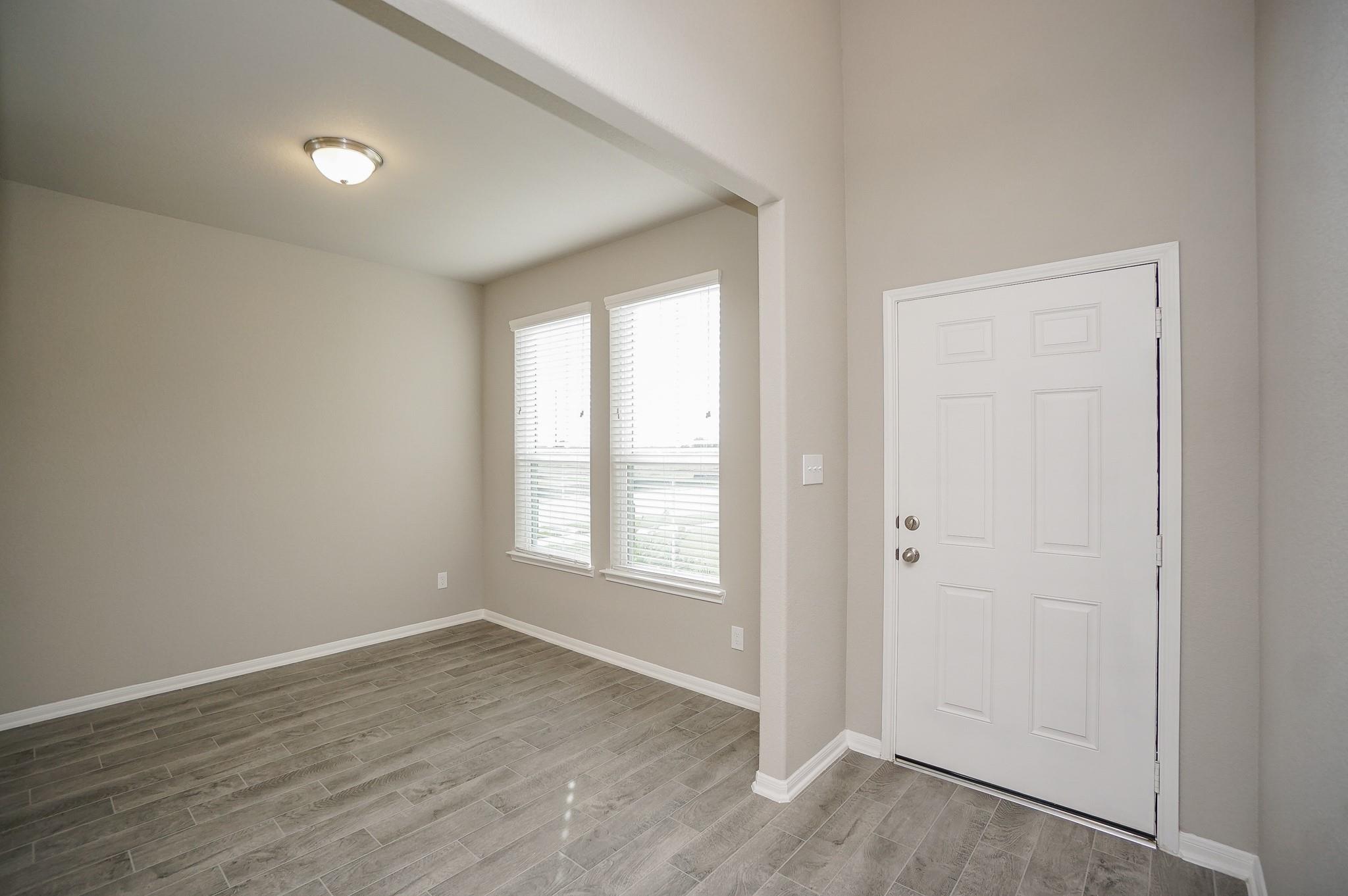 5463 Grand View Drive