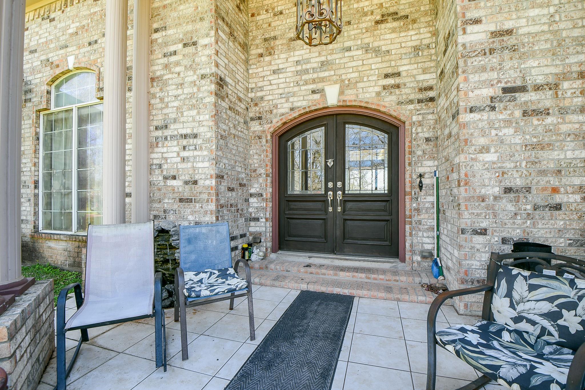 530 Chisolm Trail
