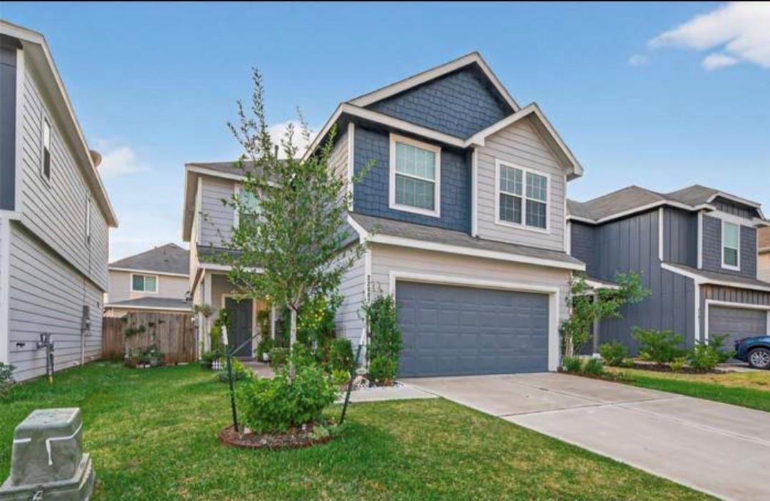 22007 King Heights Lane