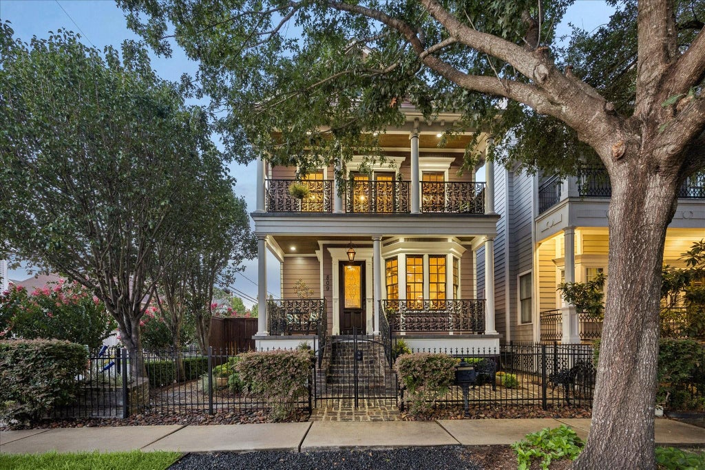 Photo of 809 W 9th Street, Houston, TX 77007 (MLS # 12540394)