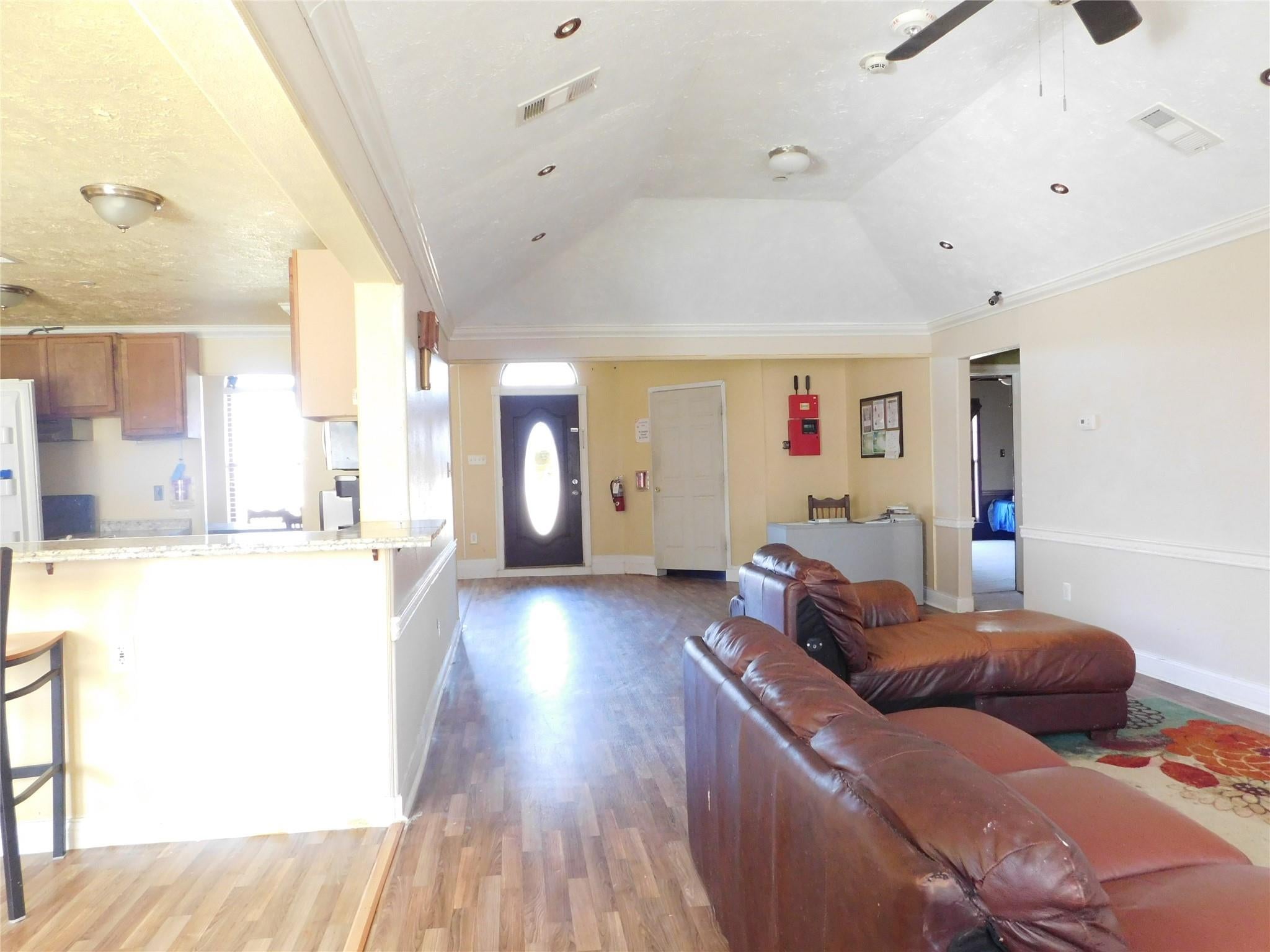 13203 Highway 59