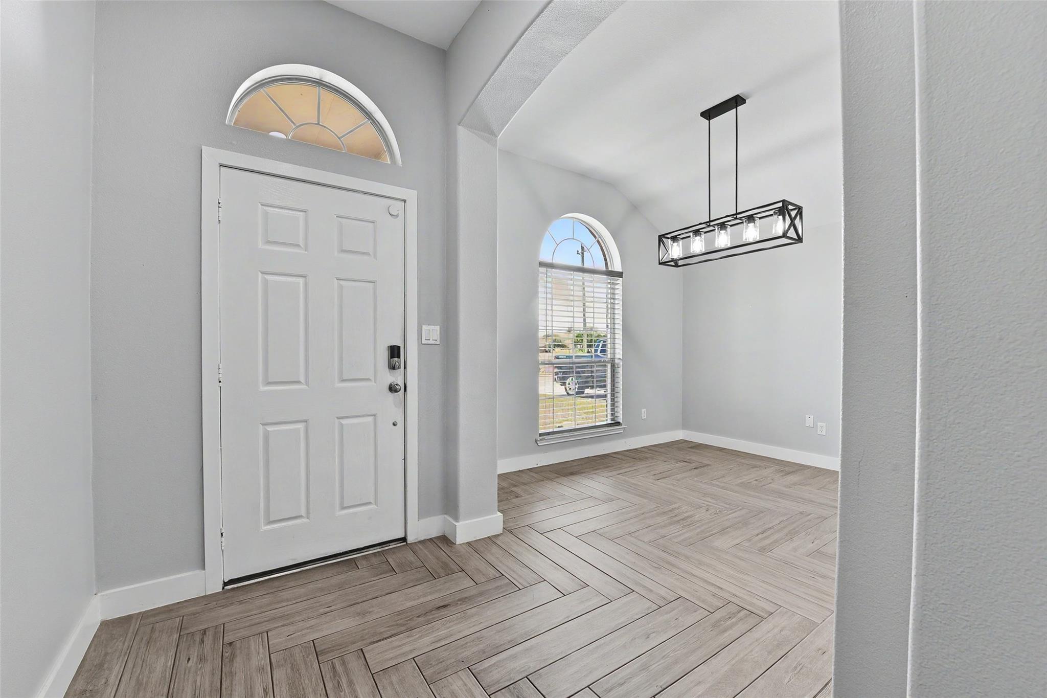 8603 W Highlands Crossing