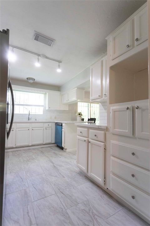 Tiny photo for 5610 Milart Street, Houston, TX 77021 (MLS # 24543352)