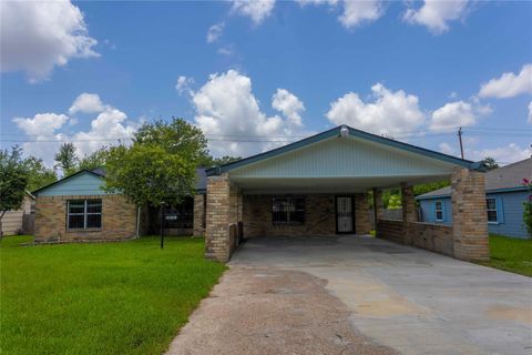 Tiny photo for 5610 Milart Street, Houston, TX 77021 (MLS # 24543352)