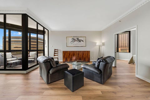 Photo of 5555 Del Monte Drive #1104, Houston, TX 77056 (MLS # 77565398)