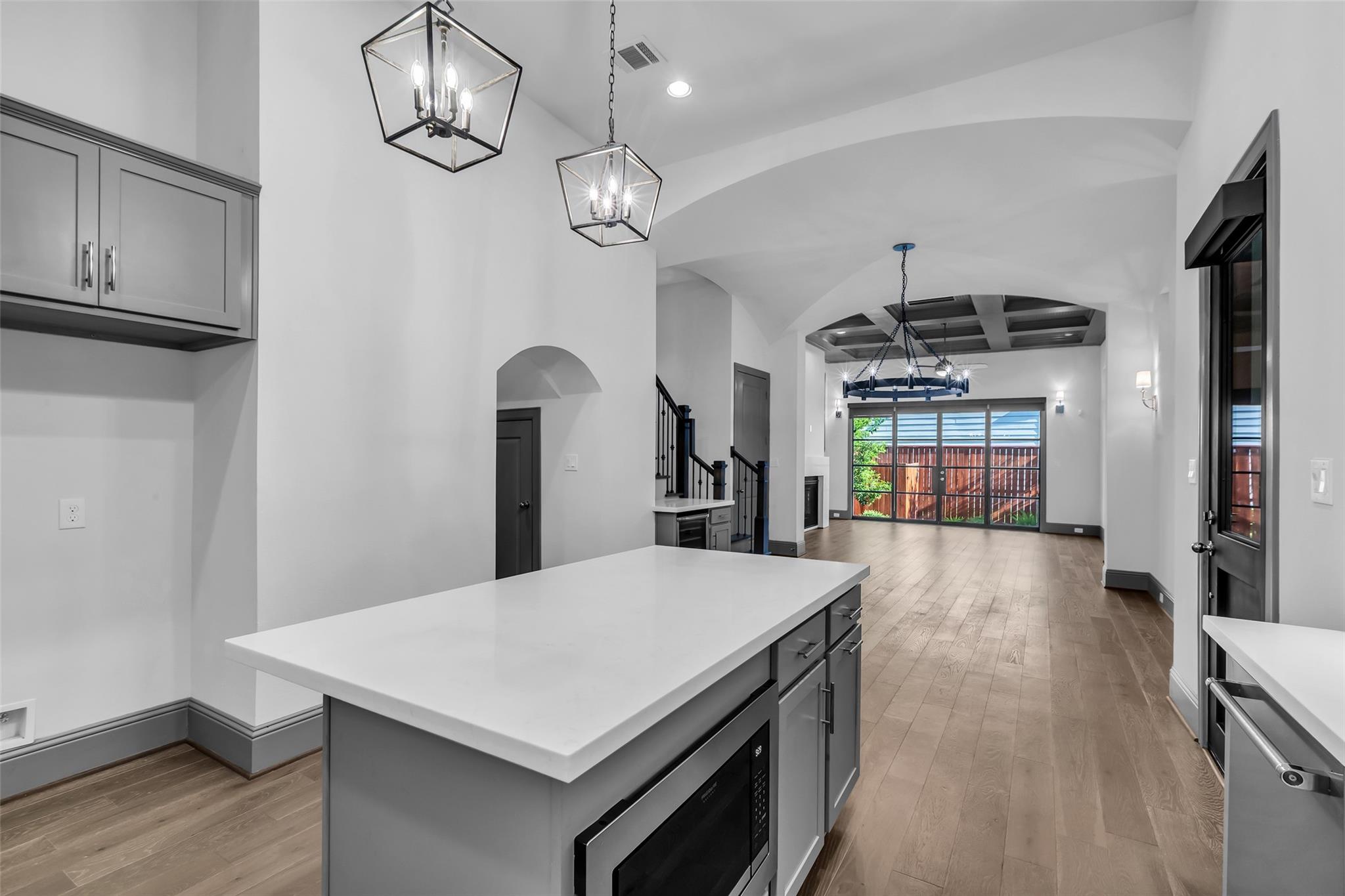 1906 W 25th Street