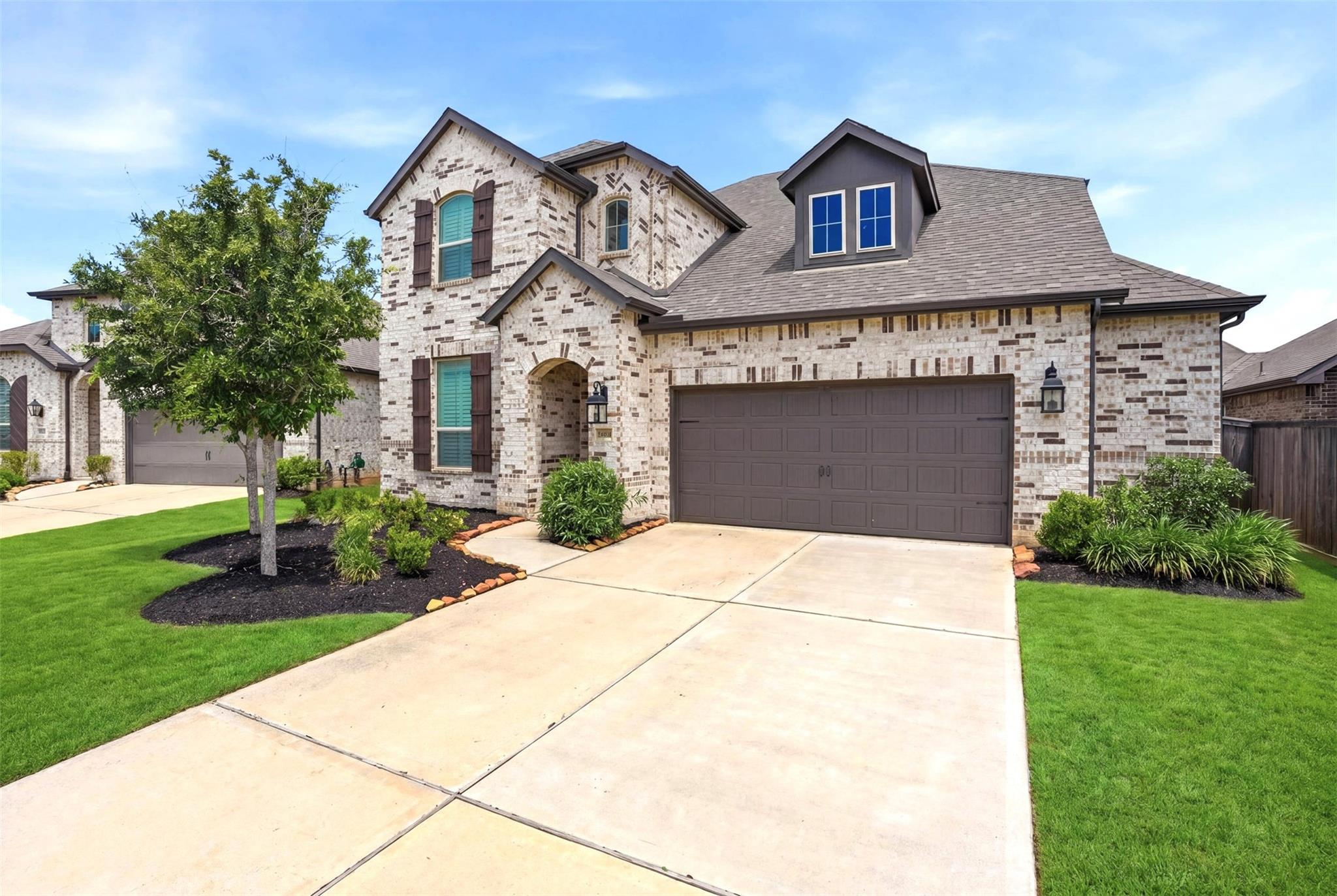 29914 Violet Crest Court