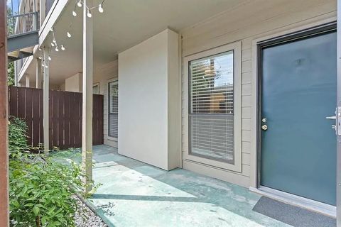 Tiny photo for 1100 Augusta Drive #3, Houston, TX 77057 (MLS # 86412043)