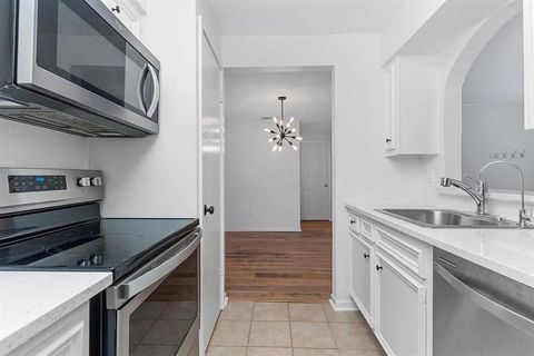 Tiny photo for 1100 Augusta Drive #3, Houston, TX 77057 (MLS # 86412043)