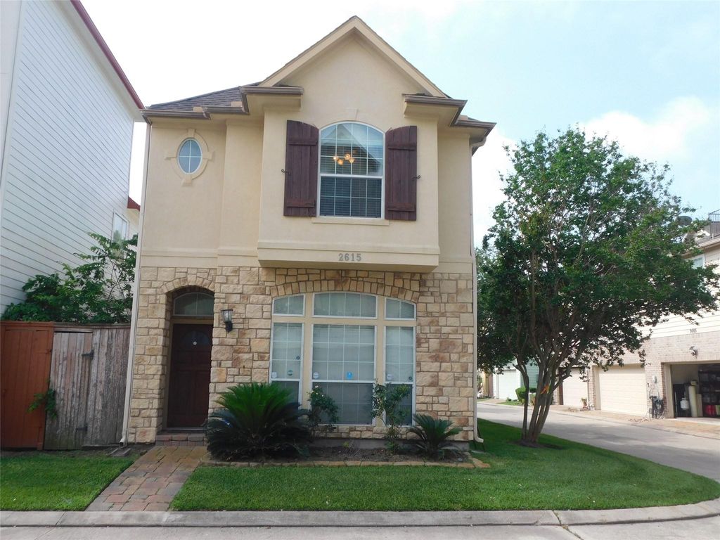 Photo of 2615 Starboard Point Drive, Houston, TX 77054 (MLS # 10865596)