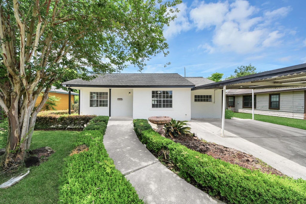 Photo of 3714 Florinda Street, Houston, TX 77021 (MLS # 49708707)