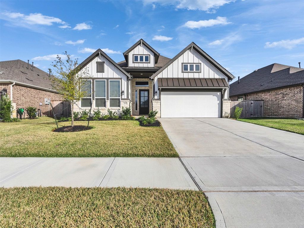 Photo of 2211 Cherry Bridge Lane, Tomball, TX 77375 (MLS # 31316569)