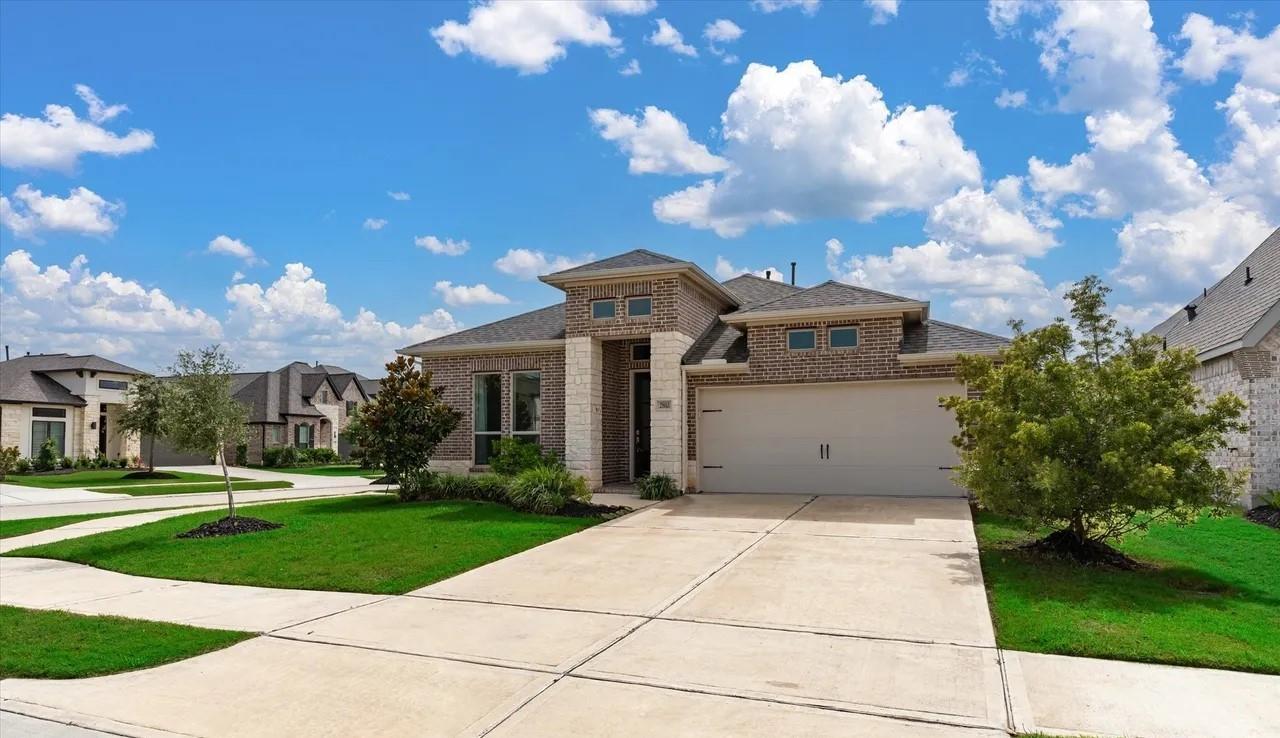 2803 Smokey Teek Court