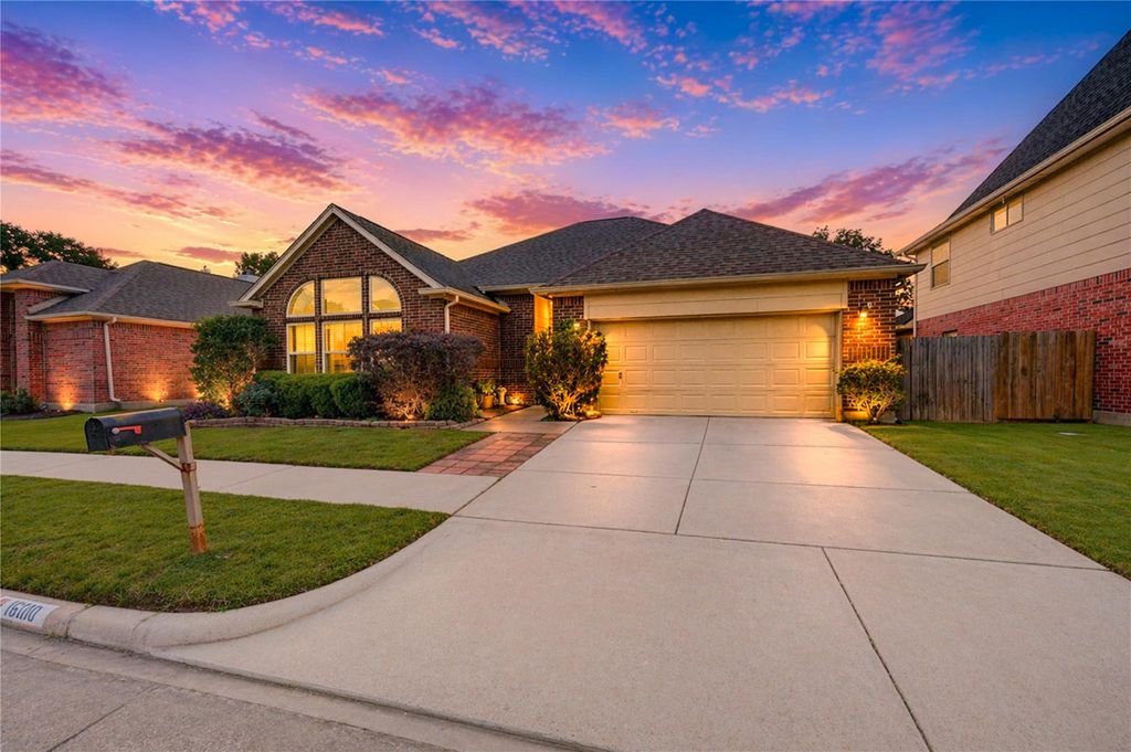 Photo of 16010 Sunbeam River Drive, Houston, TX 77084 (MLS # 47228529)