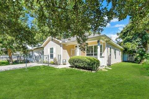 Photo of 13242 9th Street, Santa Fe, TX 77510 (MLS # 35382610)