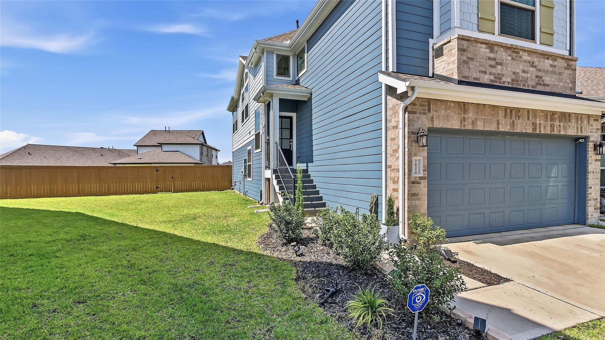 7802 Starfish Arbor Drive