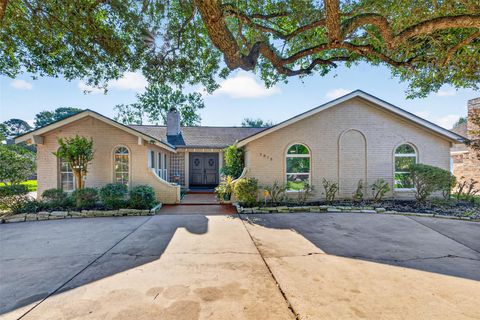 Photo of 2815 Bermuda Dunes Drive, Missouri City, TX 77459 (MLS # 59918722)