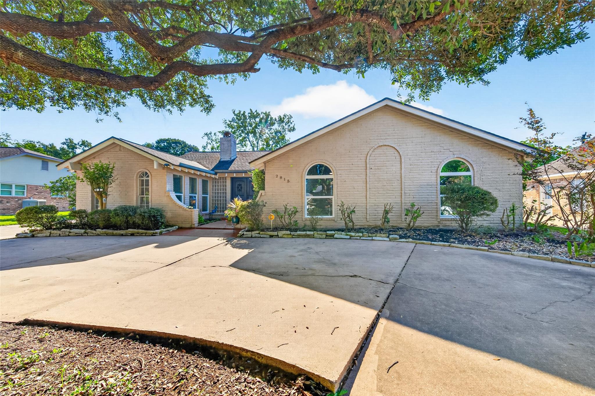 2815 Bermuda Dunes Drive