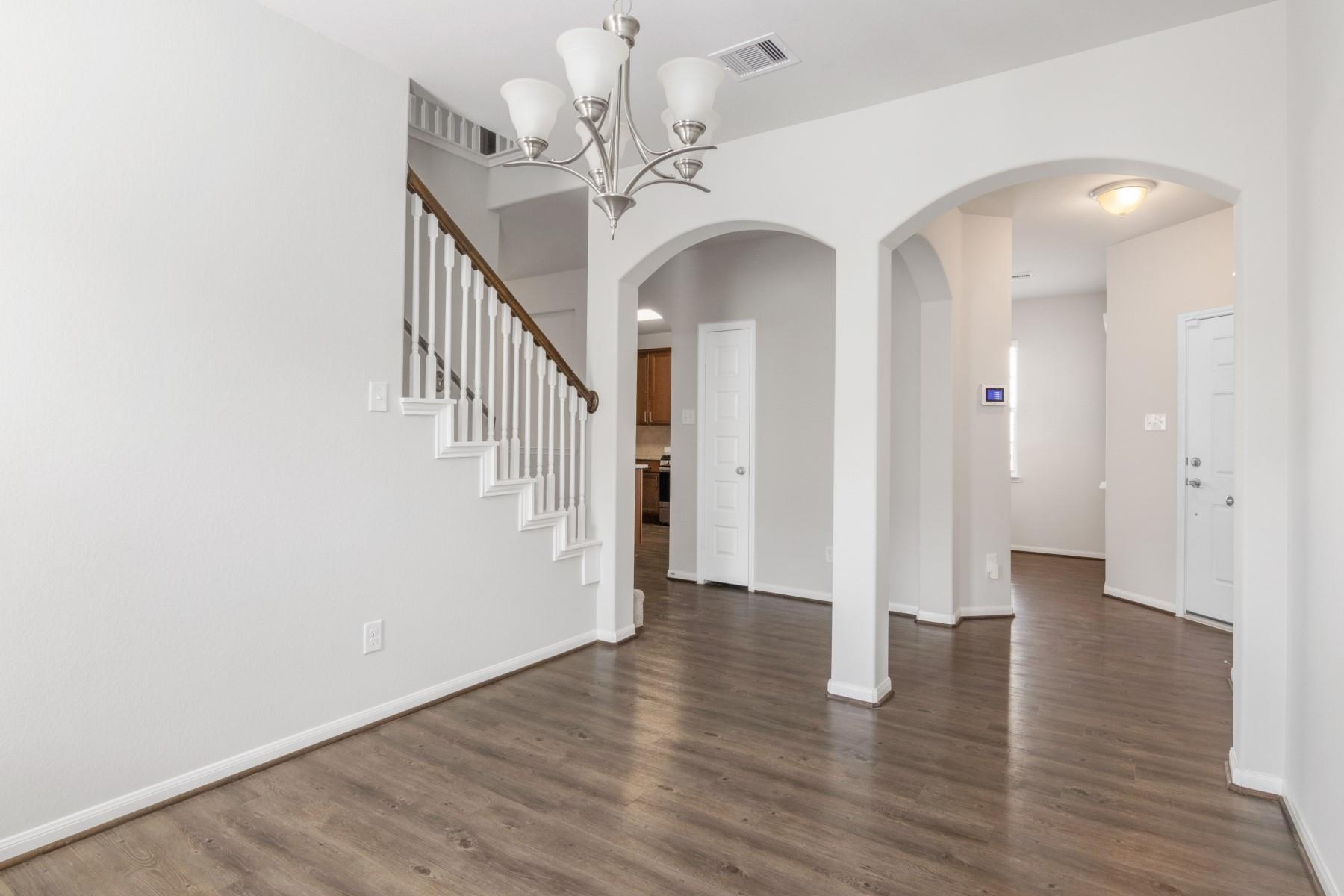 15207 Lake Erie Drive