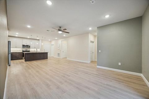 Photo of 6804 Westview Drive #2205, Houston, TX 77055 (MLS # 85914396)