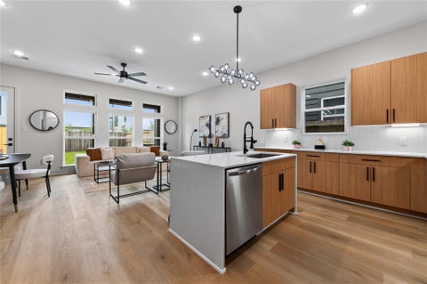 Photo of 14103 Bridgeport Rd, Houston, TX 77047 (MLS # 10501342)
